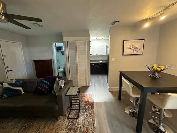 $1,395 | 1802 Lucerne Terrace, Orlando, FL 32806