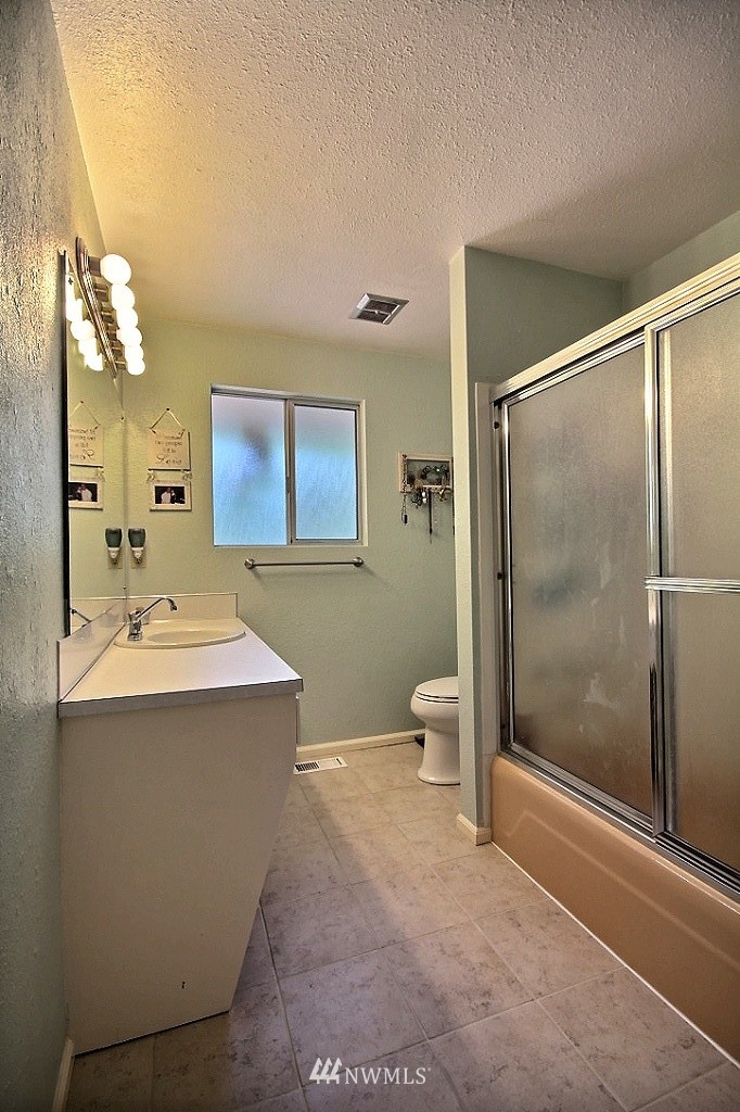 13312 191st Place Southeast Renton, WA 98059 - Photo 14 of 20