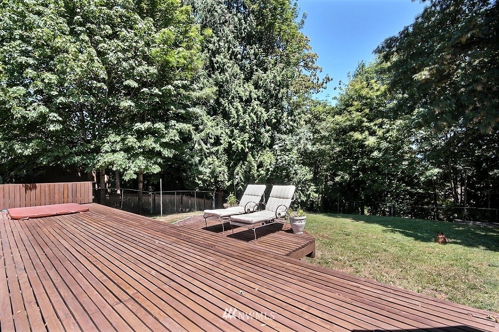 13312 191st Place Southeast Renton, WA 98059 - Photo 17 of 20