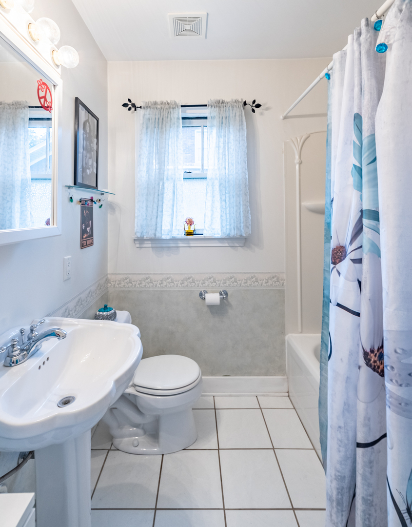 725 Augusta Avenue Elgin, IL 60120 - Photo 25 of 37