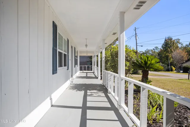 $265,000 | 8814 Malino Way, Diamondhead, MS 39525