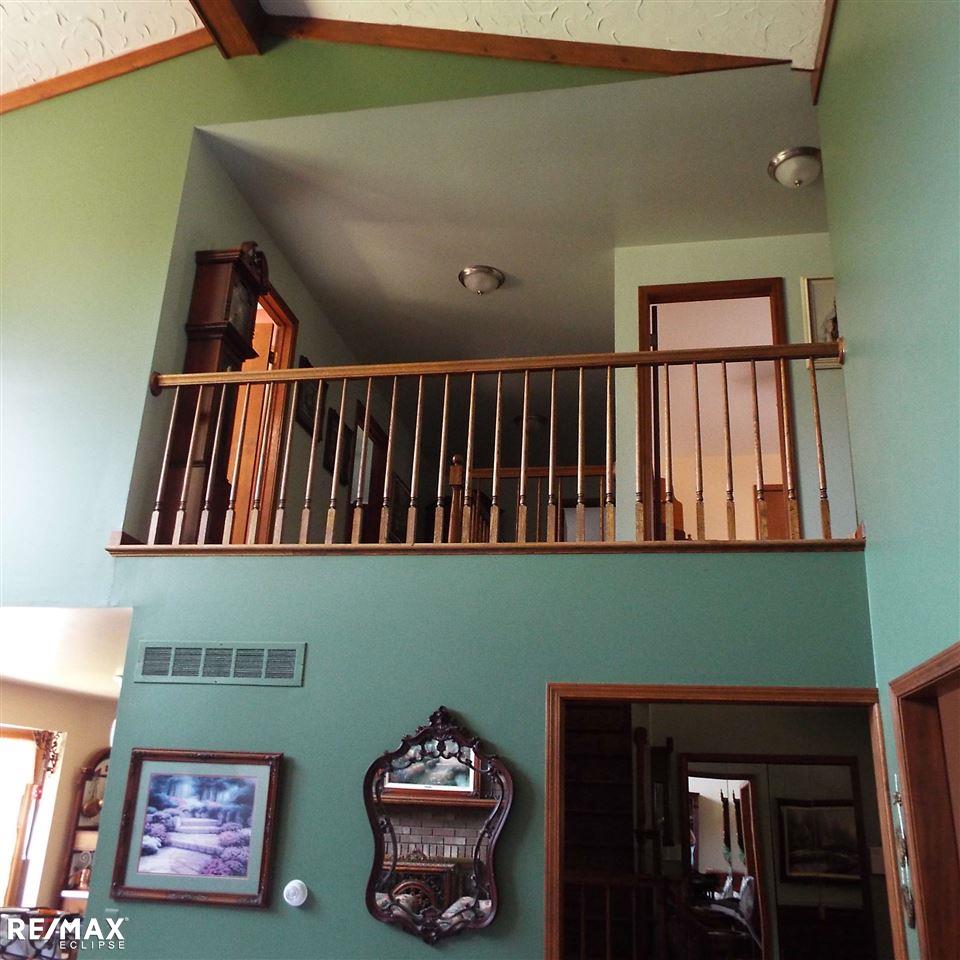 38920 Westchester Road Sterling Heights, MI 48310 - Photo 4 of 27 31298575-3.JPG