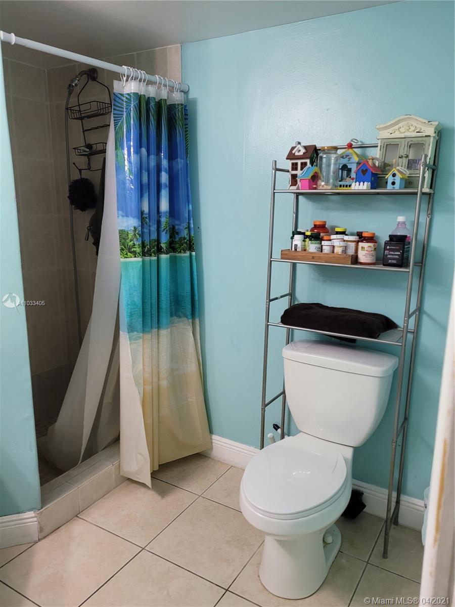 7075 Northwest 186th Street, Unit C110 Hialeah, FL 33015 - Photo 10 of 15