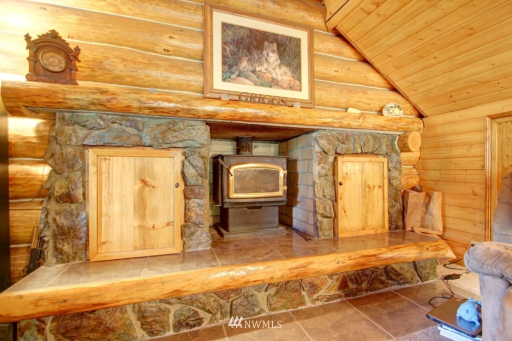 7270 South Pass Road Maple Falls, WA 98266 - Photo 12 of 25