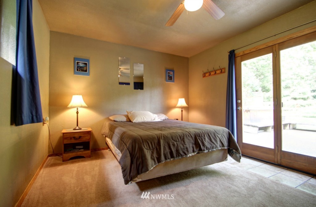 7270 South Pass Road Maple Falls, WA 98266 - Photo 17 of 25