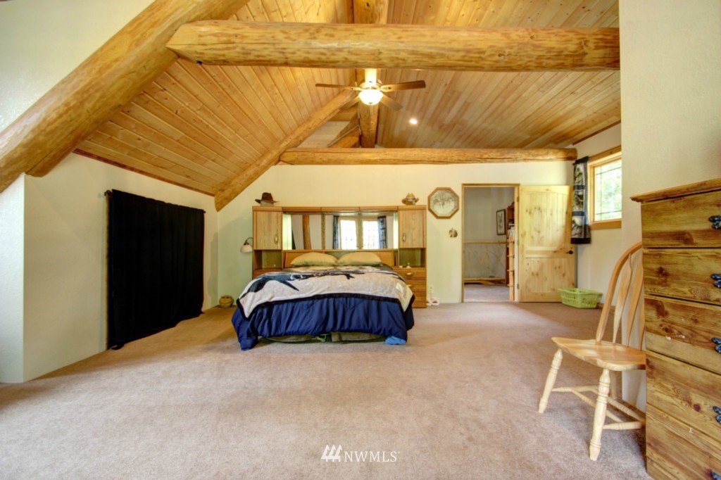 7270 South Pass Road Maple Falls, WA 98266 - Photo 20 of 25