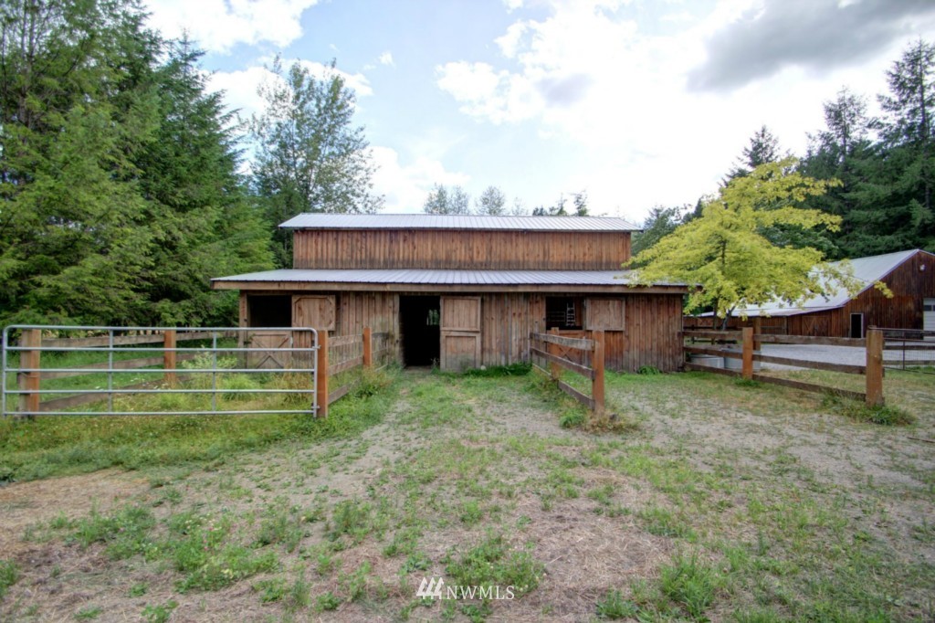 7270 South Pass Road Maple Falls, WA 98266 - Photo 6 of 25