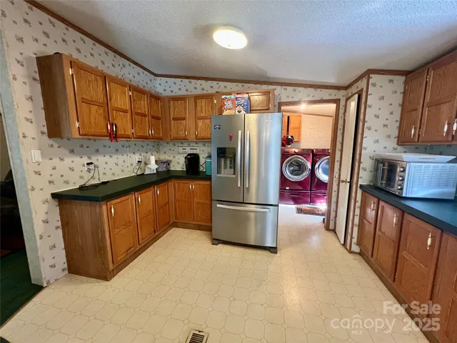 $215,000 | 343 Daytona Lane, Saluda, NC 28773