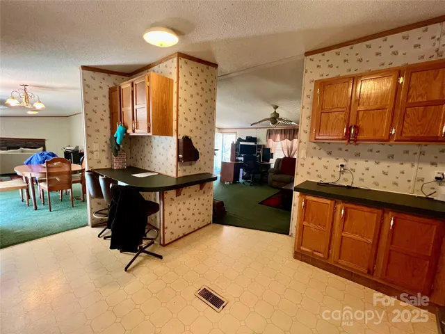 $215,000 | 343 Daytona Lane, Saluda, NC 28773