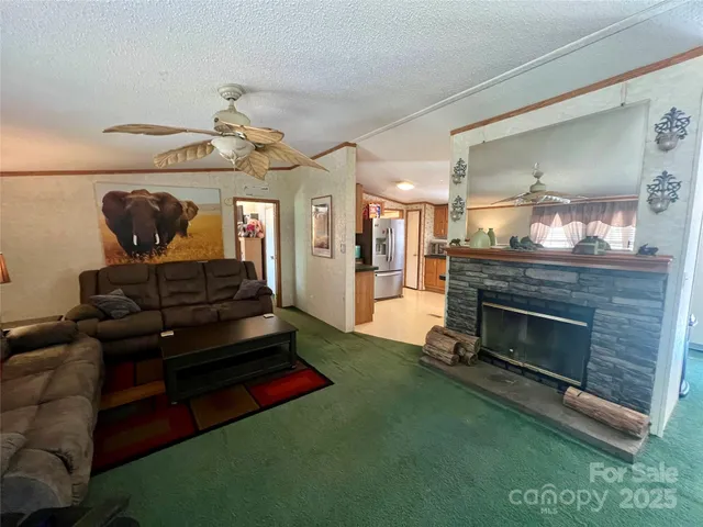 $215,000 | 343 Daytona Lane, Saluda, NC 28773