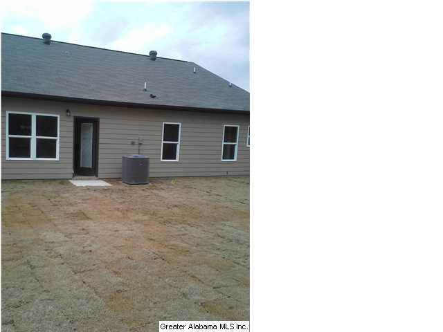 197 Hampton Drive, Unit 4 Calera, AL 35040 - Photo 17 of 26
