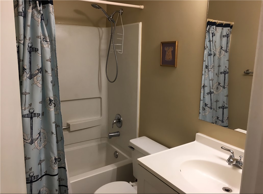 220 Elm Street, Unit 423 Clemson, SC 29631 - Photo 9 of 14 This bathroom features a sleek vanity and a tub shower combination for convenience.