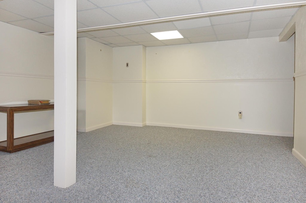 2 Richfield Road Burlington, MA 01803 - Photo 13 of 13 Gallery Image 13