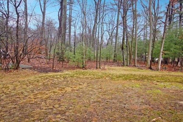 2 Richfield Road Burlington, MA 01803 - Photo 4 of 13 Gallery Image 4