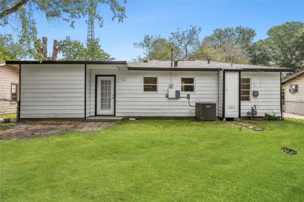 front view of house with a yard
