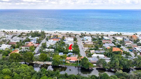 a view of outdoor and ocean