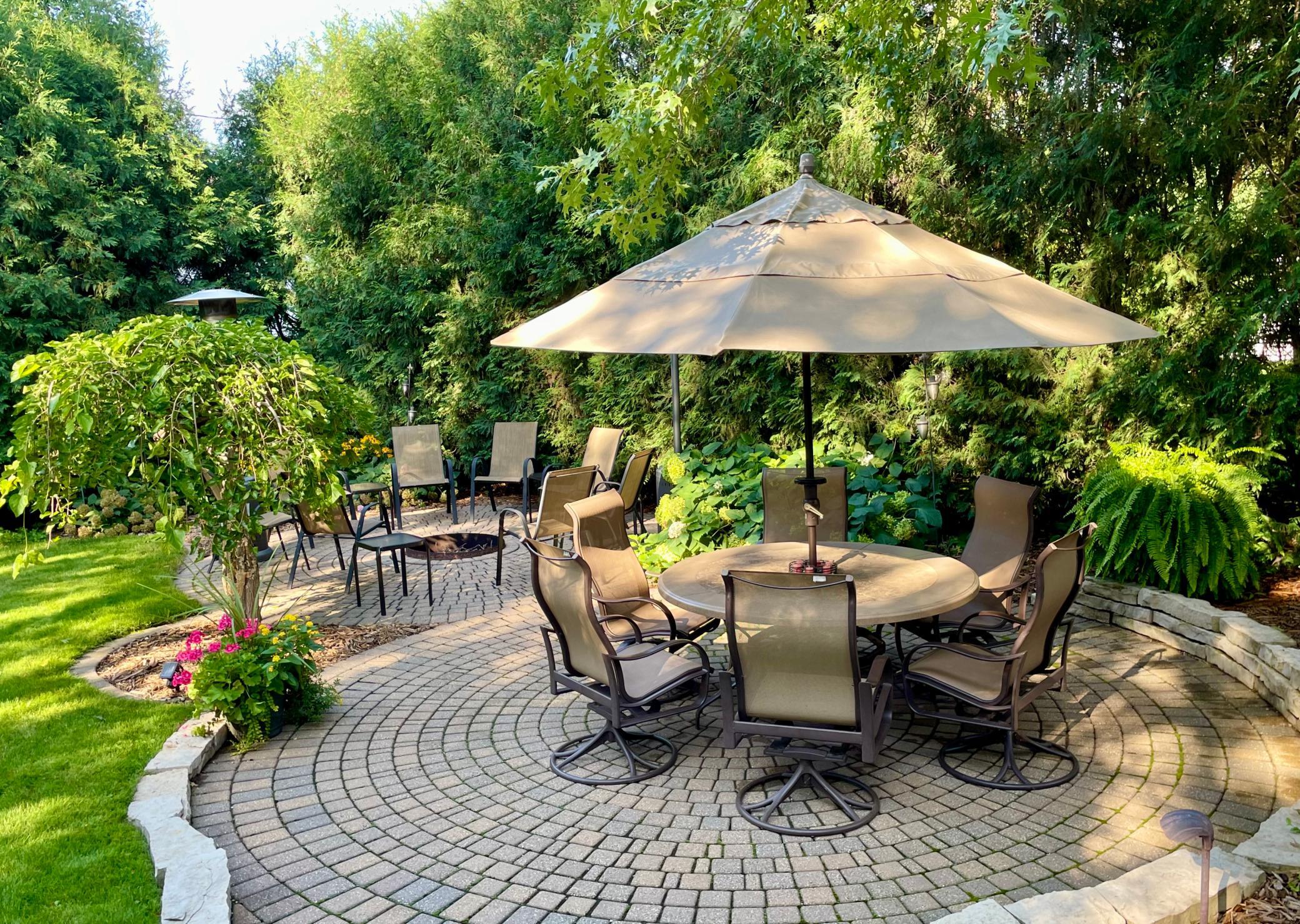 602 6th Avenue Southwest Austin, MN 55912 - Photo 2 of 54