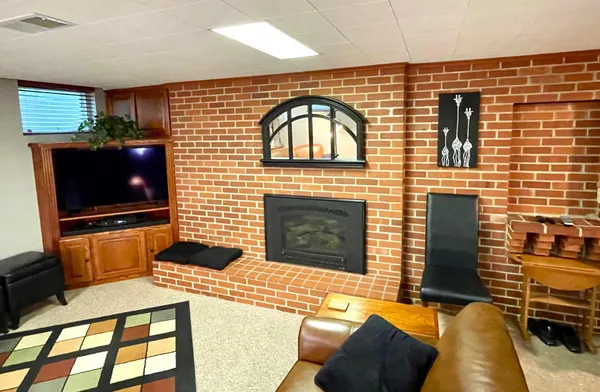 $379,500 | 602 6th Avenue Southwest, Austin, MN 55912