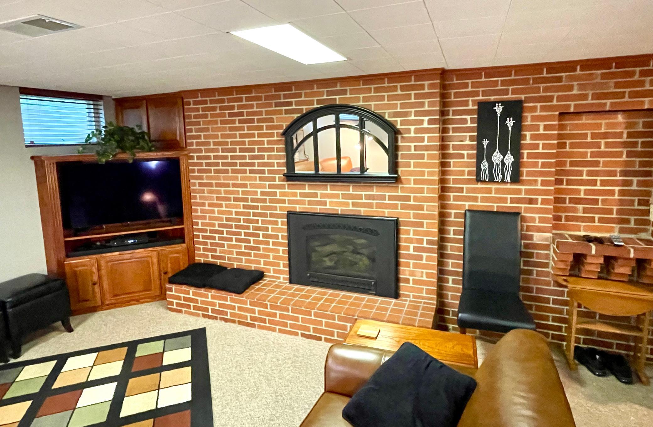 602 6th Avenue Southwest Austin, MN 55912 - Photo 33 of 54