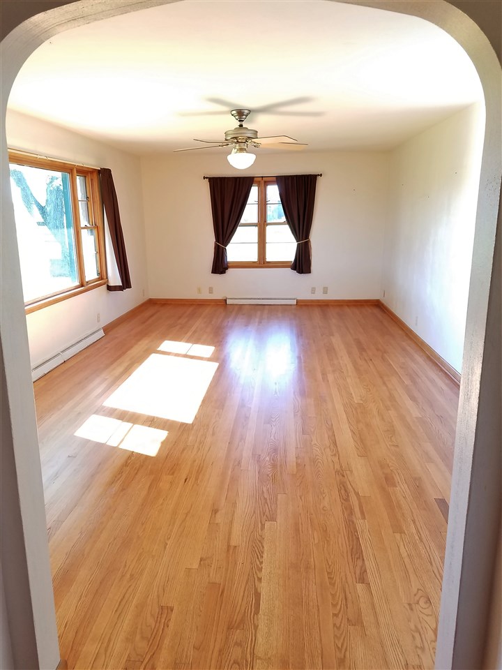 11520 1st Road Plymouth, IN 46563 - Photo 3 of 29