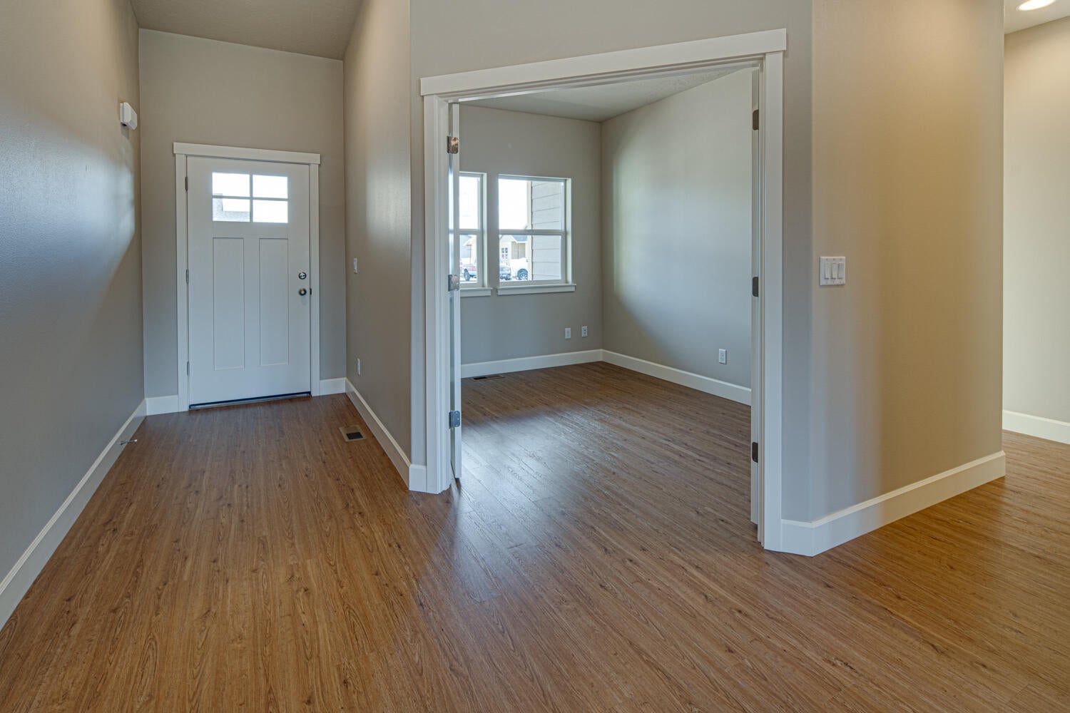 3591 Southwest 50th Street Redmond, OR 97756 - Photo 3 of 37 3591SW50-019