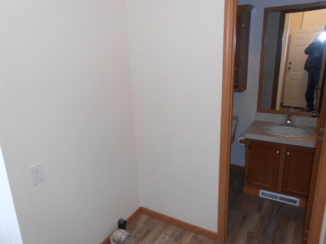 9303 Morrish Road Montrose, MI 48457 - Photo 18 of 21 50096042-18.JPG