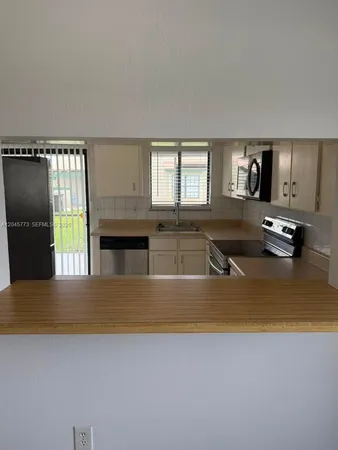 $2,000 | 798 Southwest Claudia Avenue, Unit 798, Port St. Lucie, FL 34953