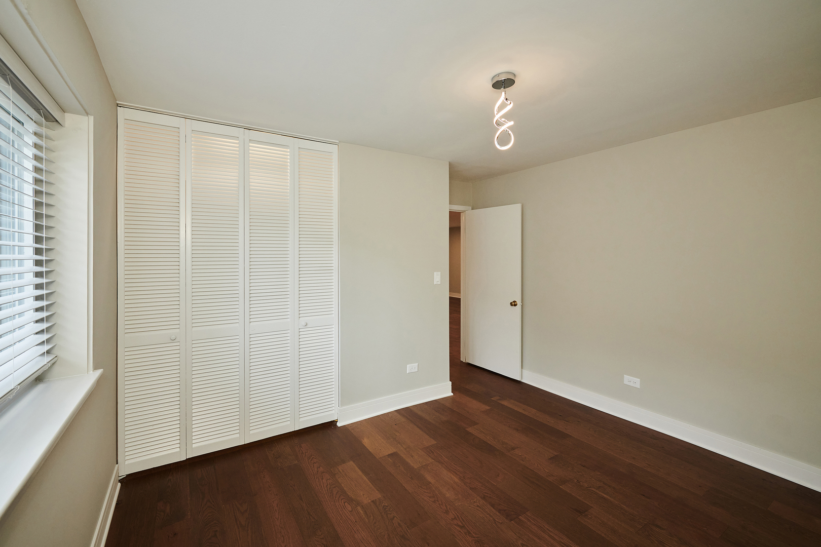 7074 North Ridge Boulevard, Unit 1E Chicago, IL 60645 - Photo 16 of 24