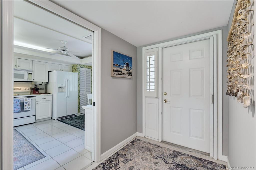 5152 Southeast Club Way, Unit 104 Stuart, FL 34997 - Photo 6 of 43