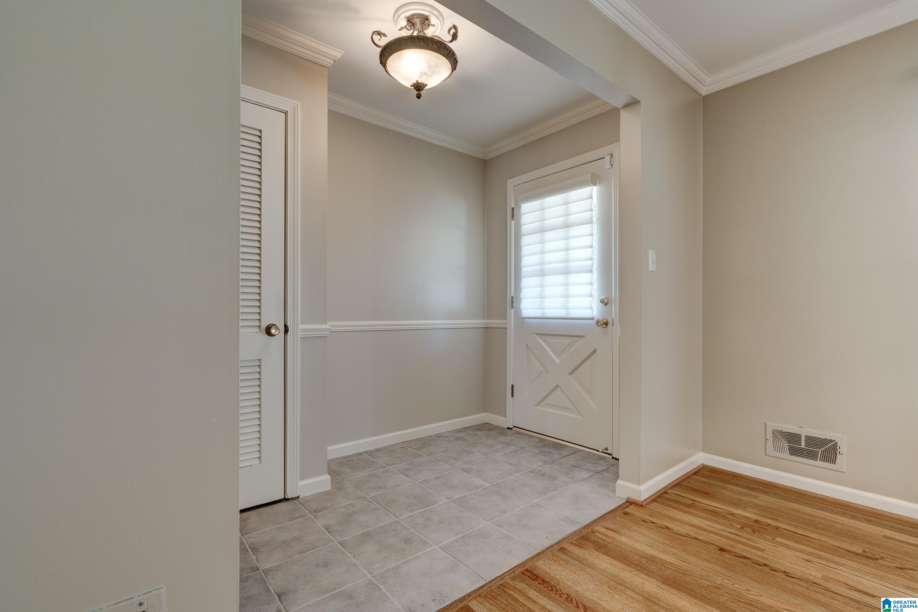 3504 Laurel View Road Birmingham, AL 35216 - Photo 5 of 30