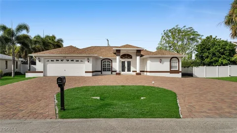 $3,400 | 3730 Southeast 4th Avenue, Cape Coral, FL 33904
