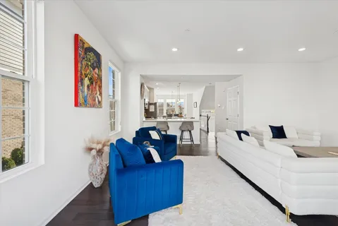 $420,000 | 9272 West 143rd Street, Orland Park, IL 60462