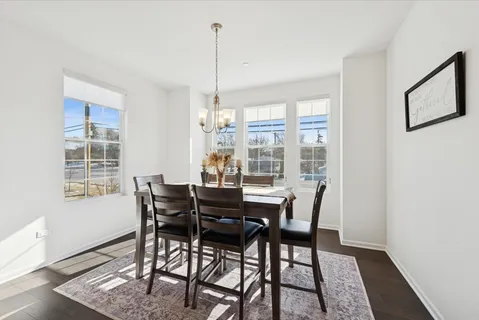 $420,000 | 9272 West 143rd Street, Orland Park, IL 60462