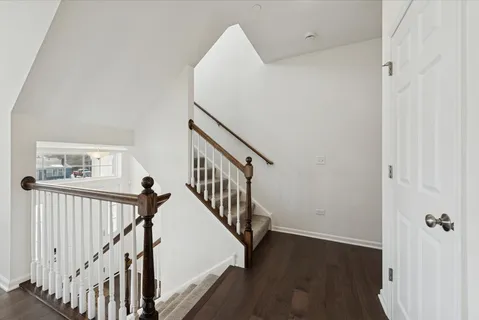 $420,000 | 9272 West 143rd Street, Orland Park, IL 60462