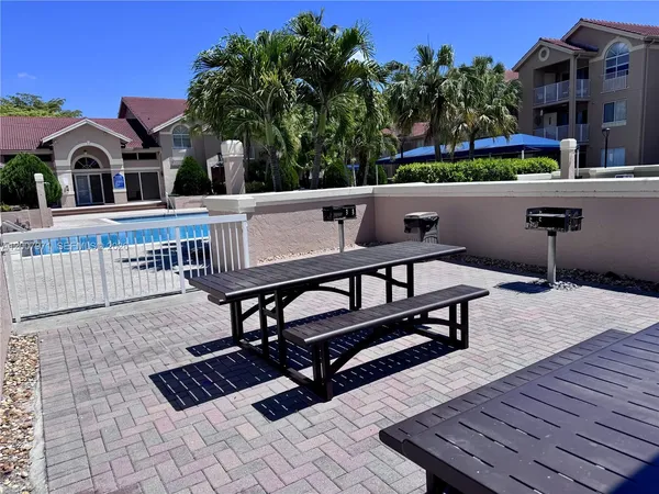 $2,200 | 10420 Southwest 158th Court, Unit 306, Miami, FL 33196
