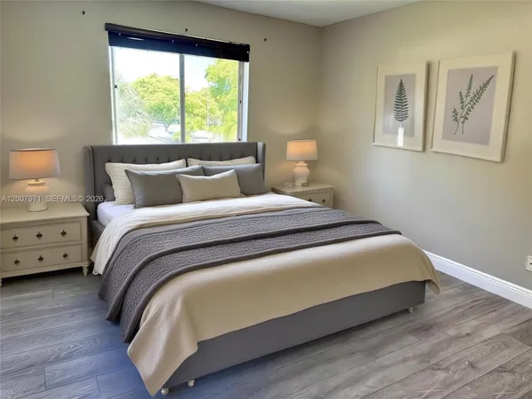 $2,200 | 10420 Southwest 158th Court, Unit 306, Miami, FL 33196