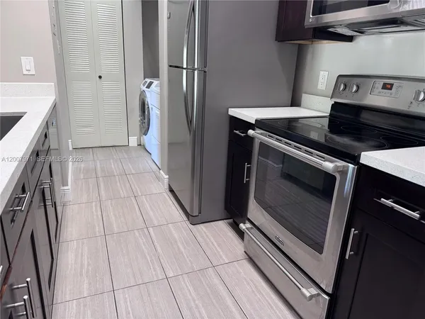 $2,200 | 10420 Southwest 158th Court, Unit 306, Miami, FL 33196