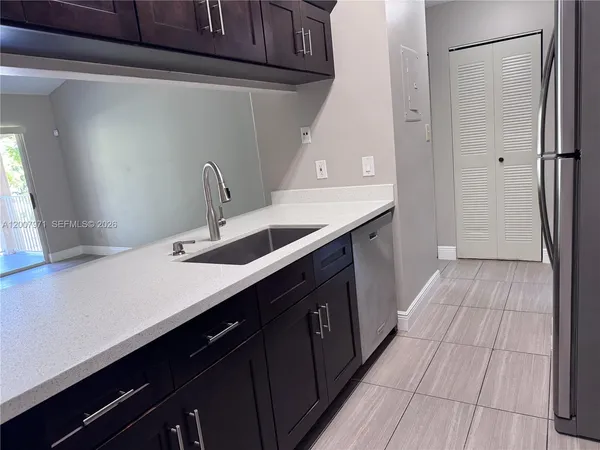 $2,200 | 10420 Southwest 158th Court, Unit 306, Miami, FL 33196