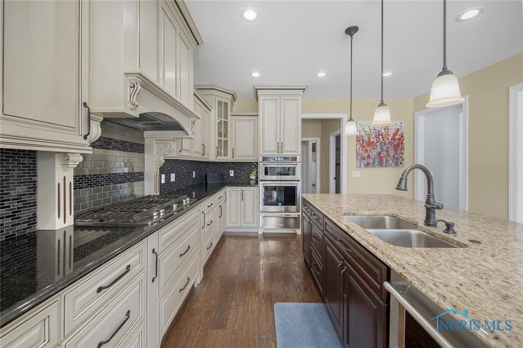 26054 Seminary Road Perrysburg, OH 43551 - Photo 23 of 50 Gallery Image 23