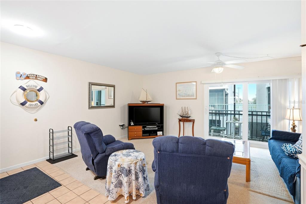 320 Medallion Boulevard, Unit H Madeira Beach, FL 33708 - Photo 10 of 38