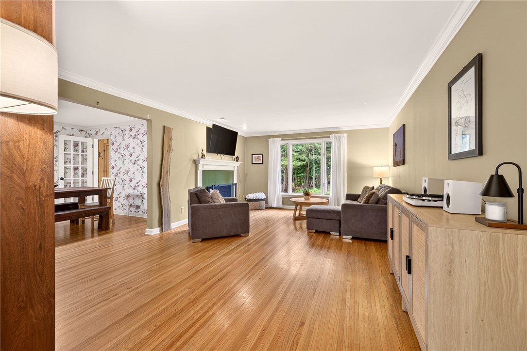 280 Woodland Road Pittsford, NY 14534 - Photo 12 of 30