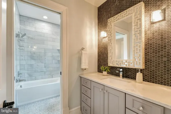 $1,899,999 | 42835 Travelers Run Lane, Leesburg, VA 20176