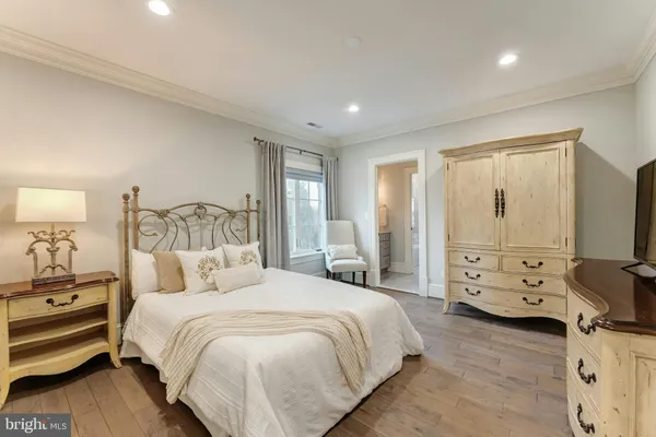 $1,899,999 | 42835 Travelers Run Lane, Leesburg, VA 20176