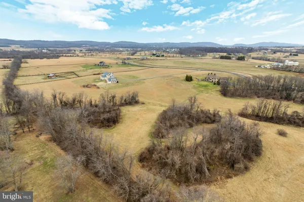 $1,899,999 | 42835 Travelers Run Lane, Leesburg, VA 20176