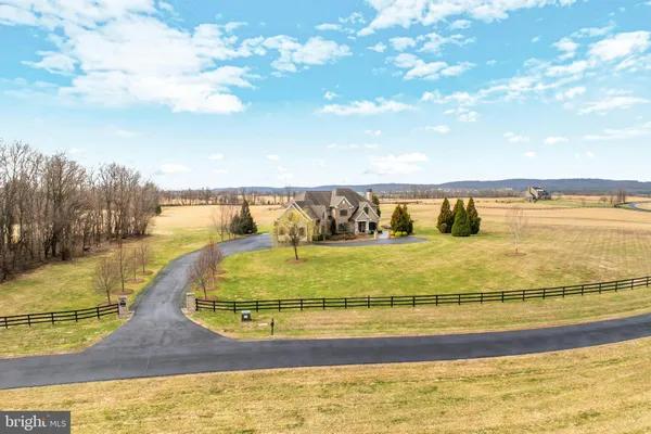 $1,899,999 | 42835 Travelers Run Lane, Leesburg, VA 20176