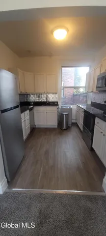 $22,200 | 9 St Joseph's Terrace, Unit 3B, Albany, NY 12210