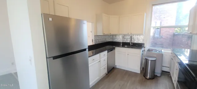 $22,200 | 9 St Joseph's Terrace, Unit 3B, Albany, NY 12210