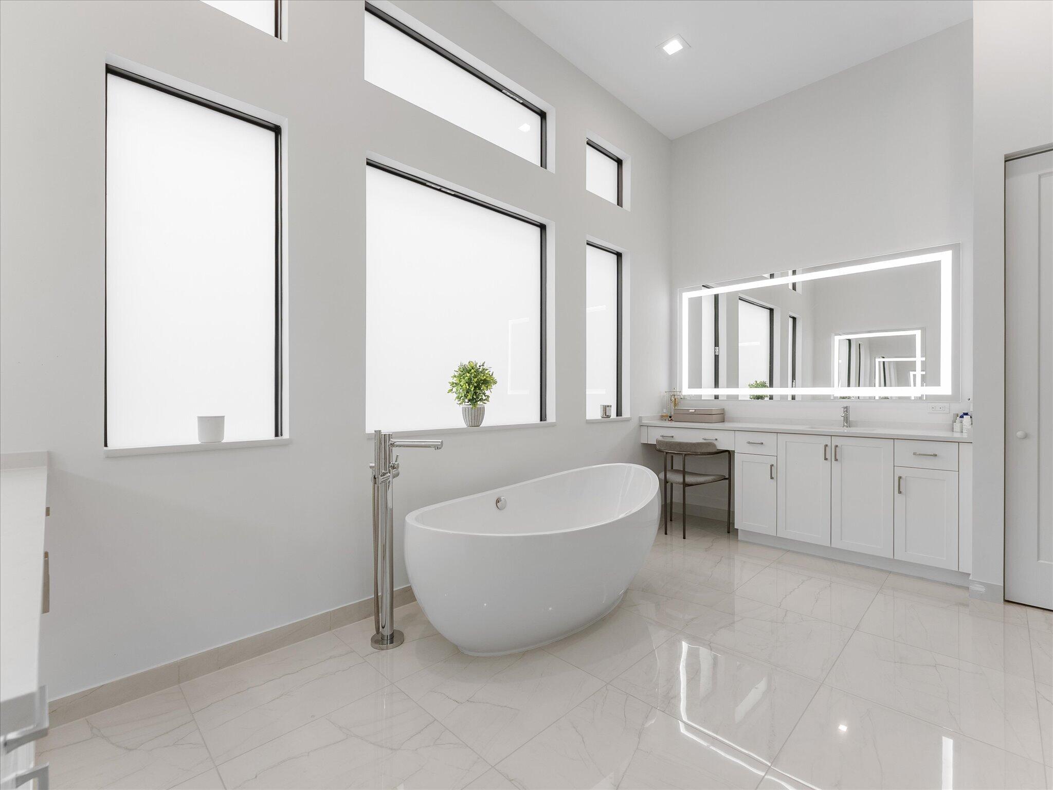 9273 Sunflower Mdw Road Boca Raton, FL 33434 - Photo 16 of 39 Primary Bathroom