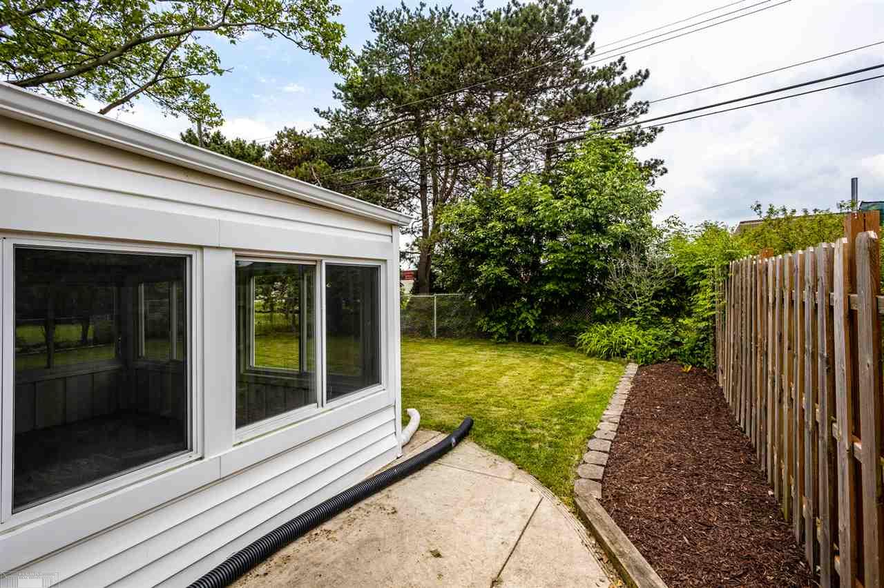 21737 River Road Grosse Pointe Woods, MI 48236 - Photo 44 of 53