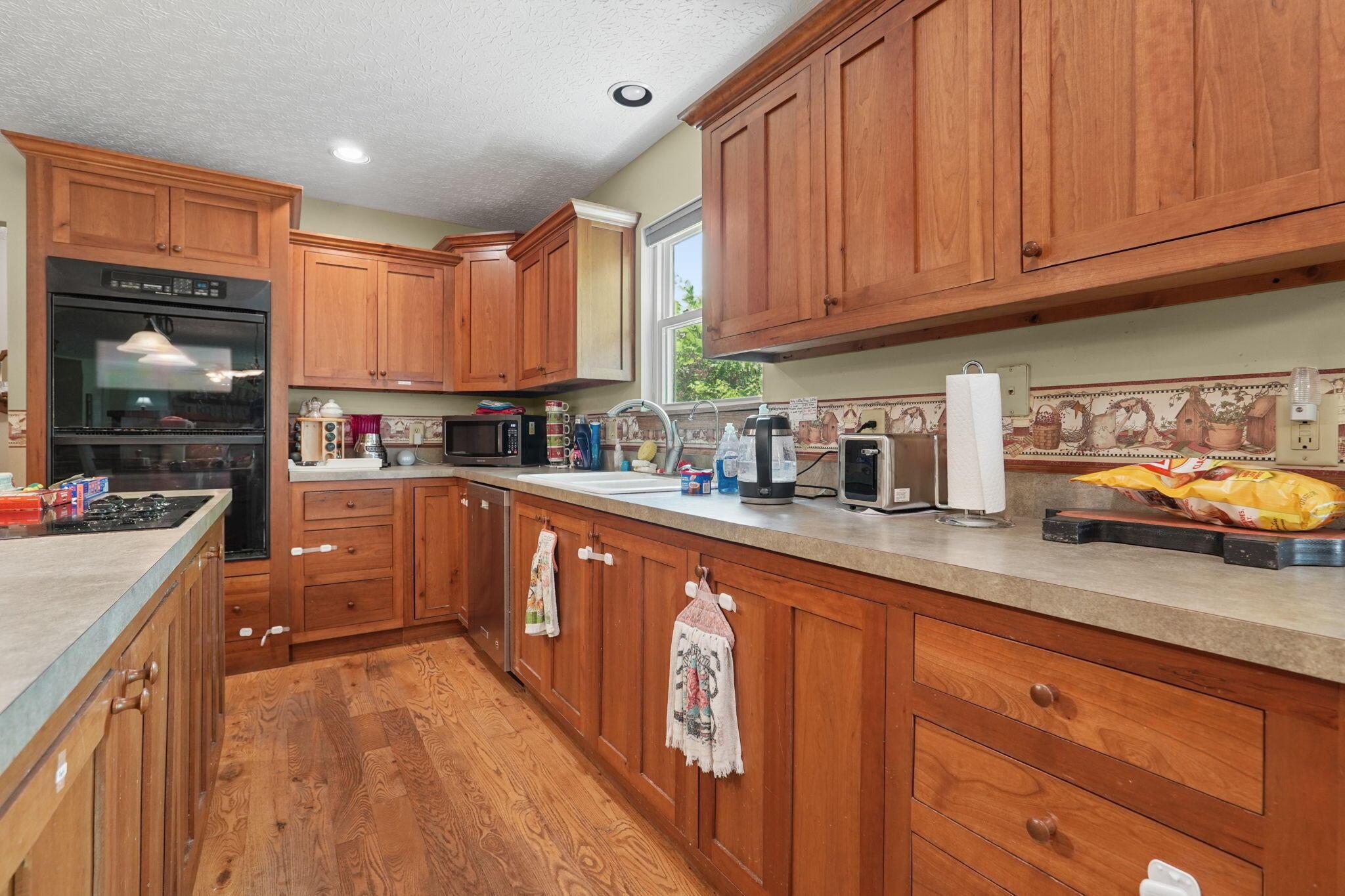 1575 Pleasantville Road Northwest Baltimore, OH 43105 - Photo 13 of 45